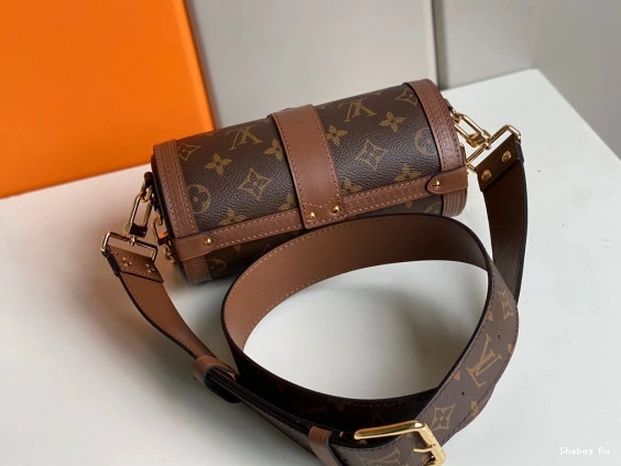 LOUIS TRUNK VUITTON PAPILLON 0723